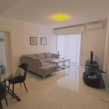 Appartement Coastal Charm Limasol